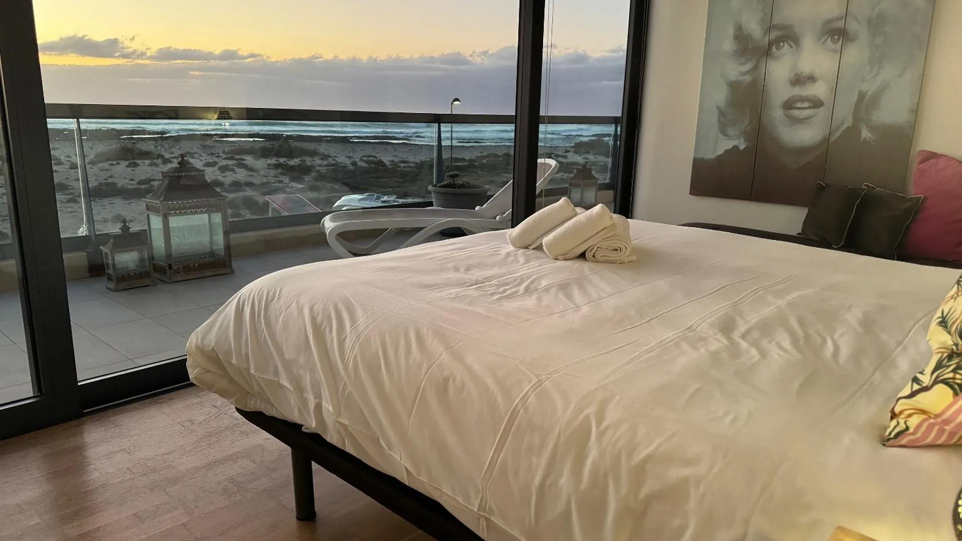 Apartment La Casa De La Playa-Best Ftv Views, By Comfortable Luxury El Cotillo  Spain